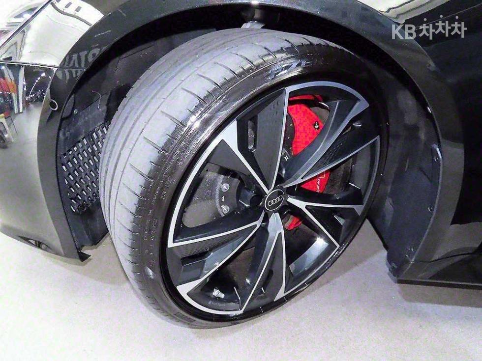Audi RS7 — miniaturë 20