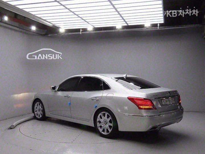 Hyundai Equus New VS380 Prestige 4