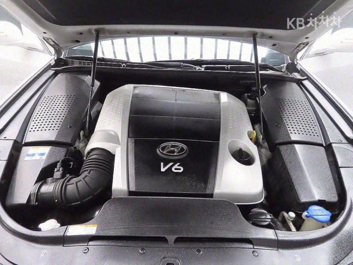 Hyundai Equus New VS380 Prestige 8