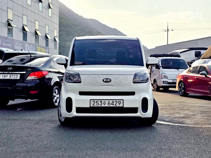 2021 - kia ray
