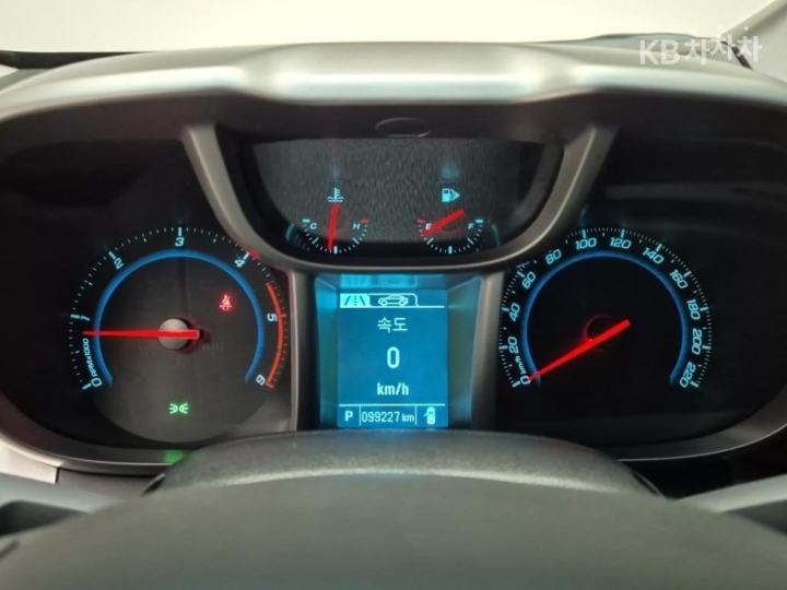 Chevrolet Orlando LTZ Premium 6