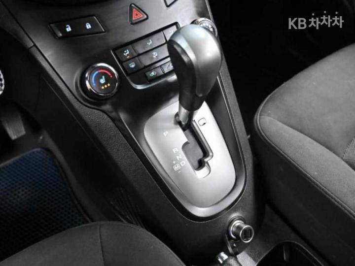 Chevrolet Korea Orlando LT Premium - фото 9