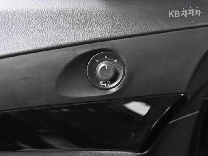 Chevrolet Korea Orlando LT Premium - фото 18