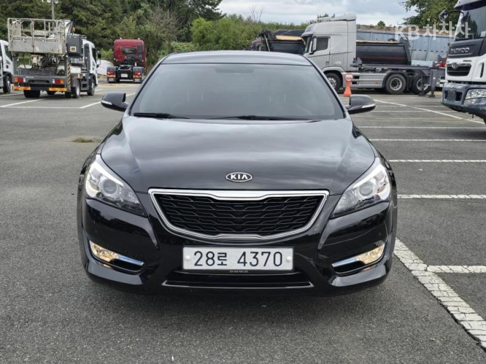 2012 - kia k7