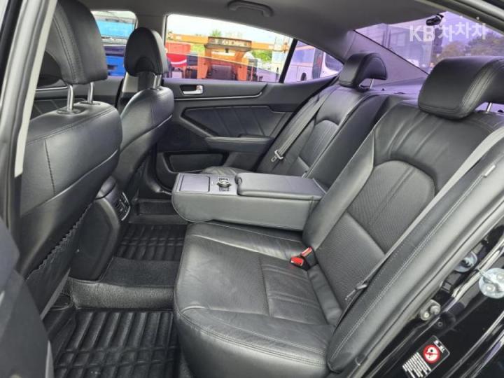 Kia K7 2.4 GDI Prestige 9