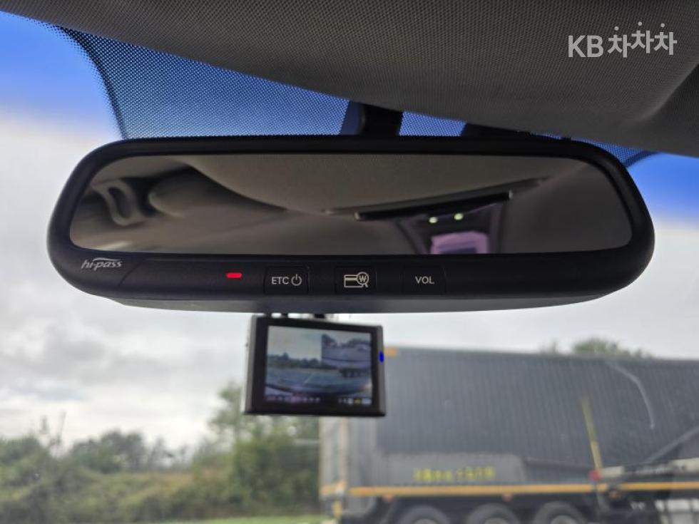 2012 - kia k7