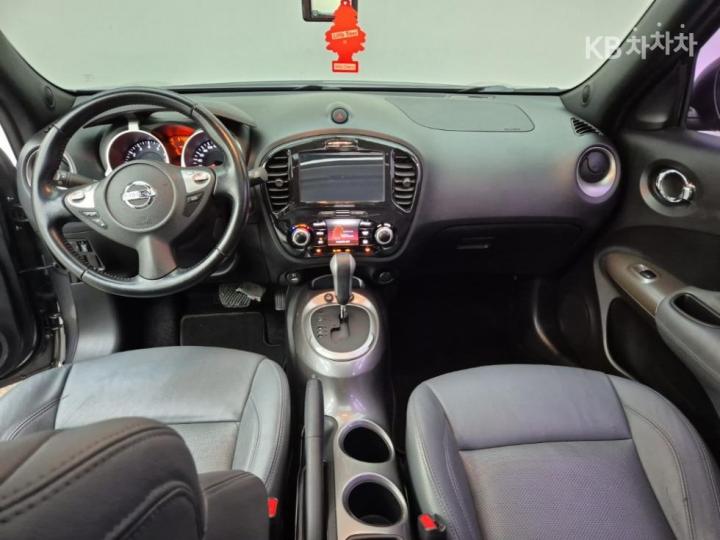 Nissan Juke 1.6 SV 6