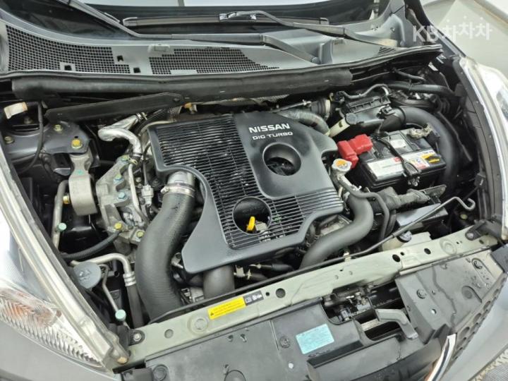 Nissan Juke 1.6 SV 7