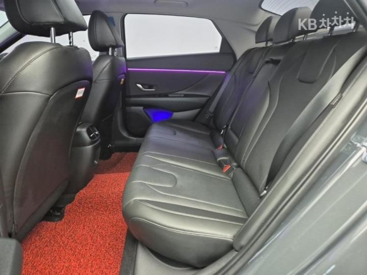 Hyundai Avante 1.6 Gasoline Inspiration - фото 12