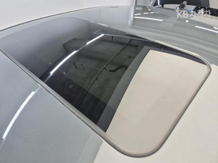 Hyundai Avante 1.6 Gasoline Inspiration - фото 13