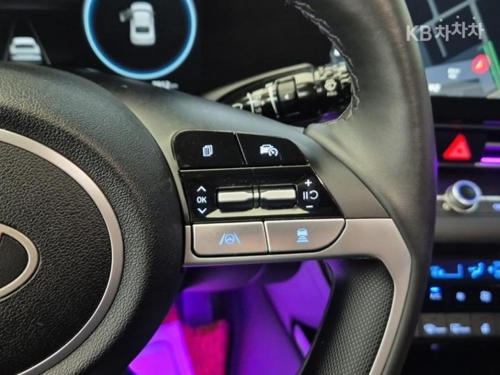 Hyundai Avante 1.6 Gasoline Inspiration - фото 16