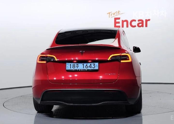 Tesla Model Y Performance 4