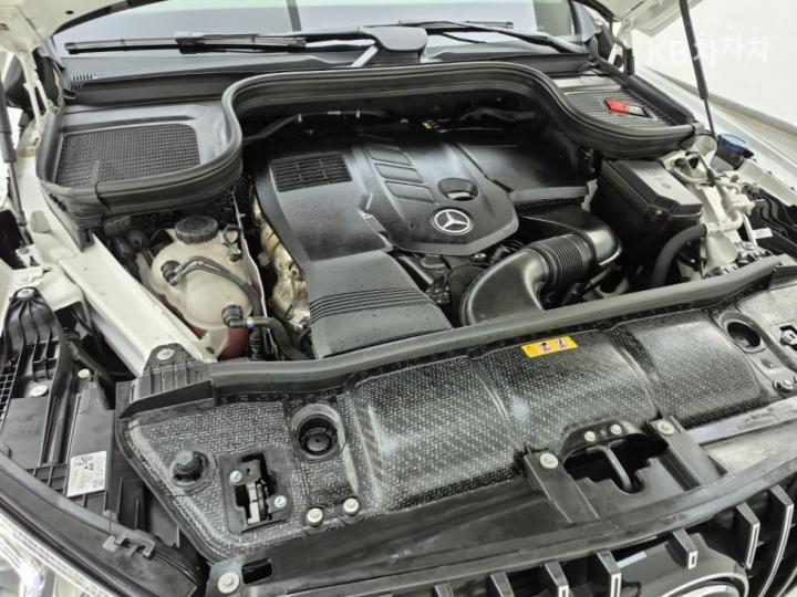 Mercedes-Benz GLE-Class 300 d 4Matic - фото 6