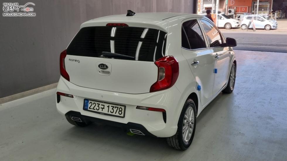 2021 - kia morning