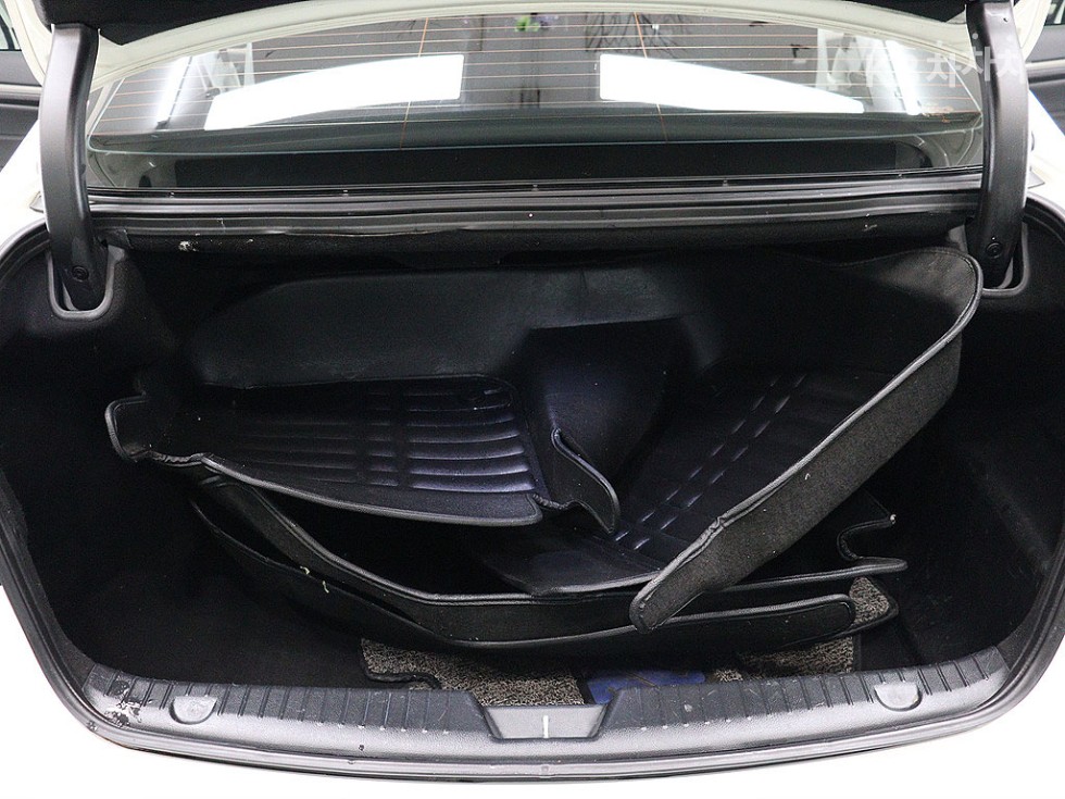 2014 - kia k7