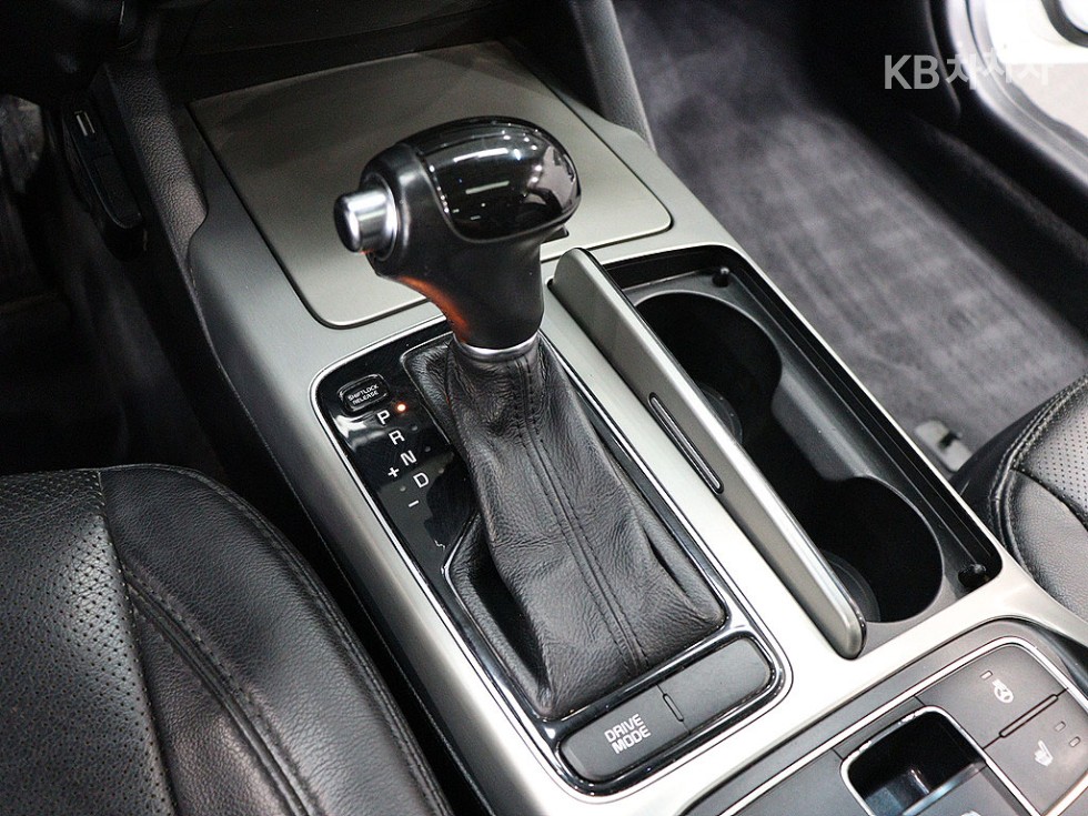 2014 - kia k7