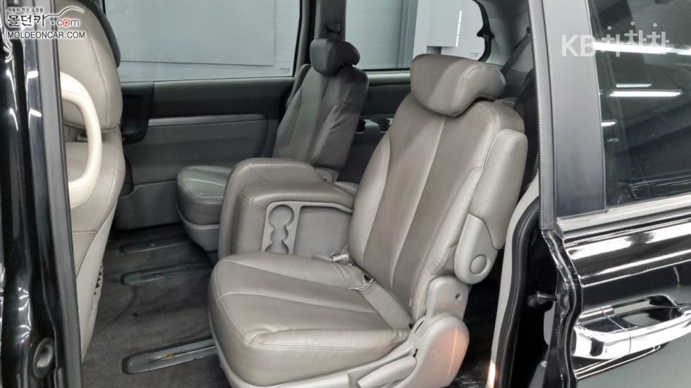 2013 - kia carnival