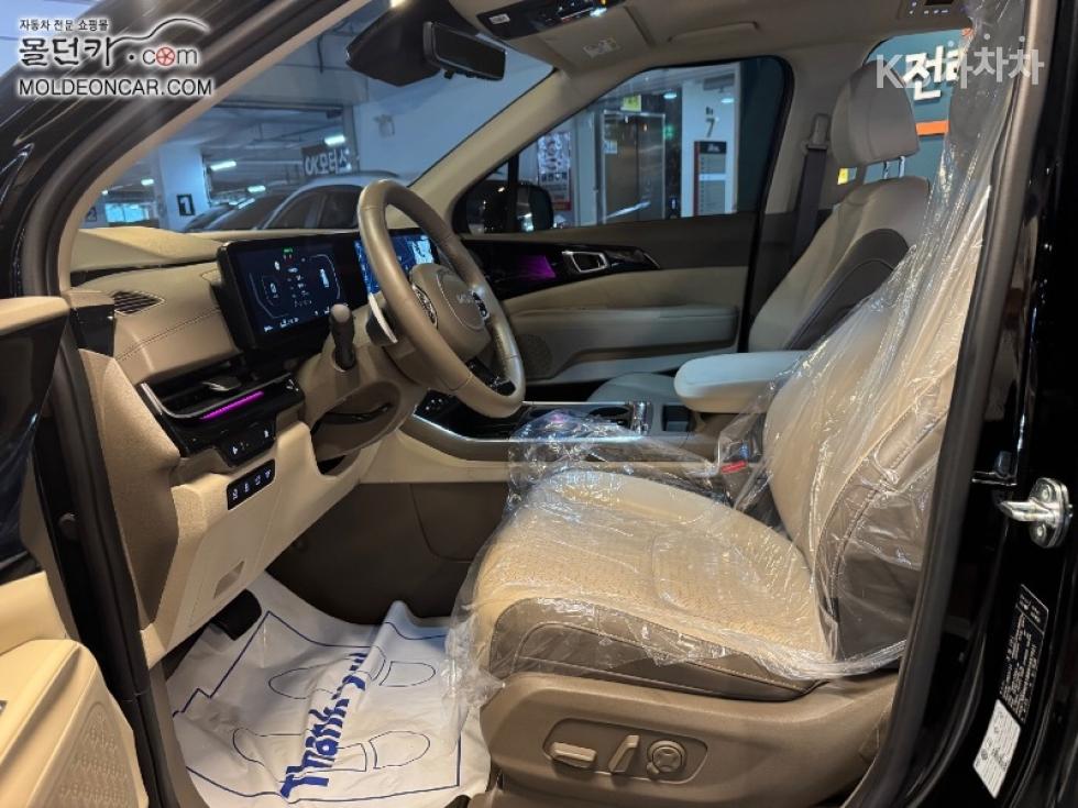 2024 - kia carnival