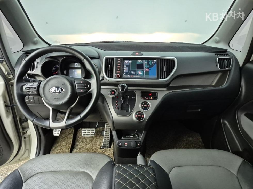 2021 - kia ray