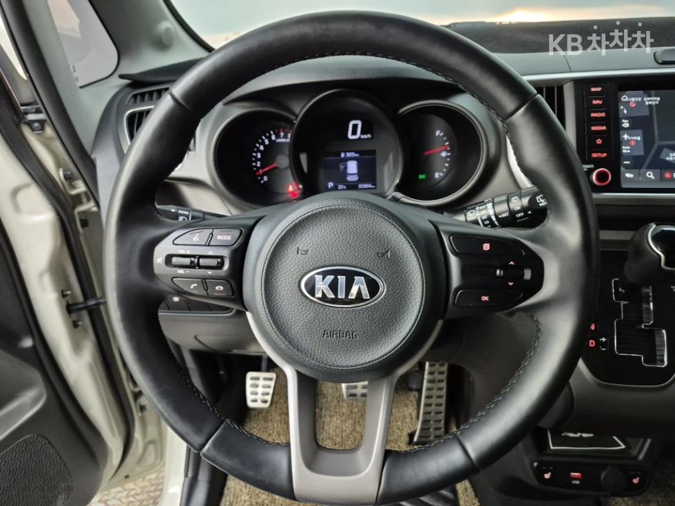 2021 - kia ray