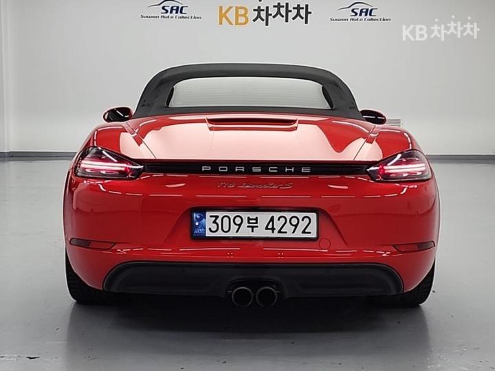 Porsche Boxster 2.5 S 4