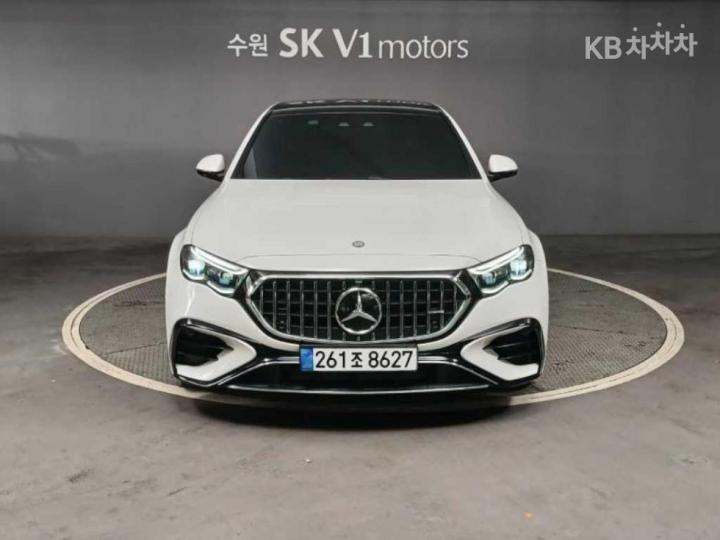 Mercedes-Benz E-klasse AMG E53 Hybrid 4Matic+ — foto 1