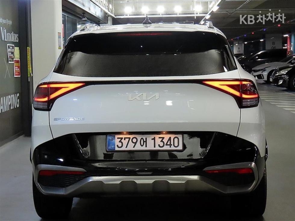 2022 - kia sportage