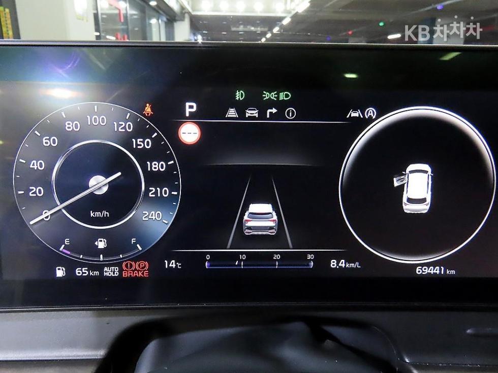 2022 - kia sportage