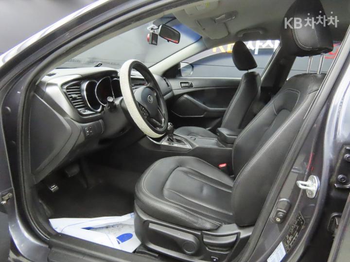 Kia K5 2.0 LPI Deluxe 6