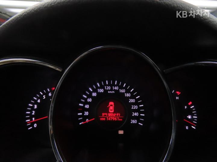 Kia K5 2.0 LPI Deluxe 10