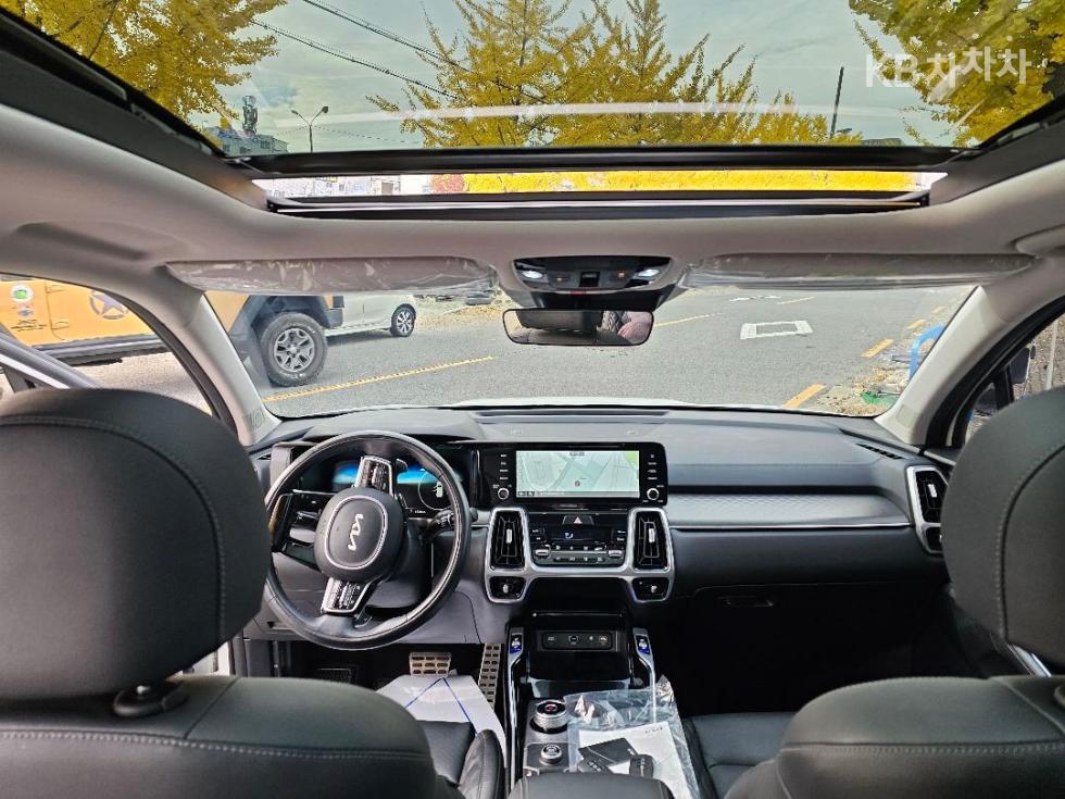 2023 - kia sorento