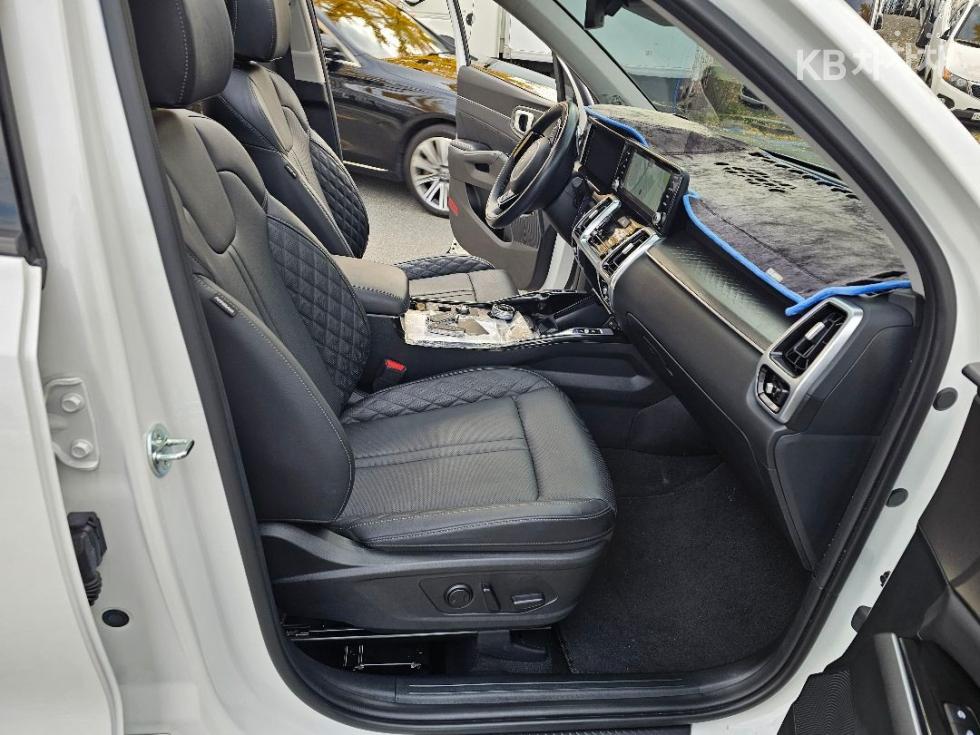2023 - kia sorento