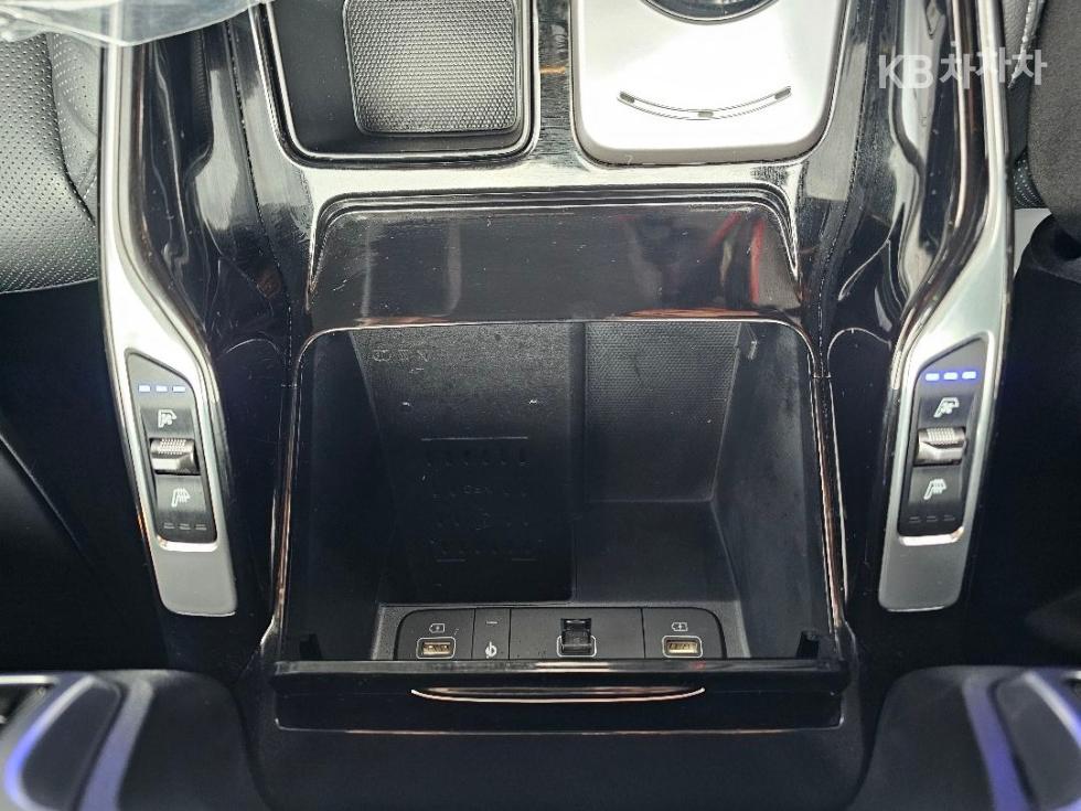 2023 - kia sorento