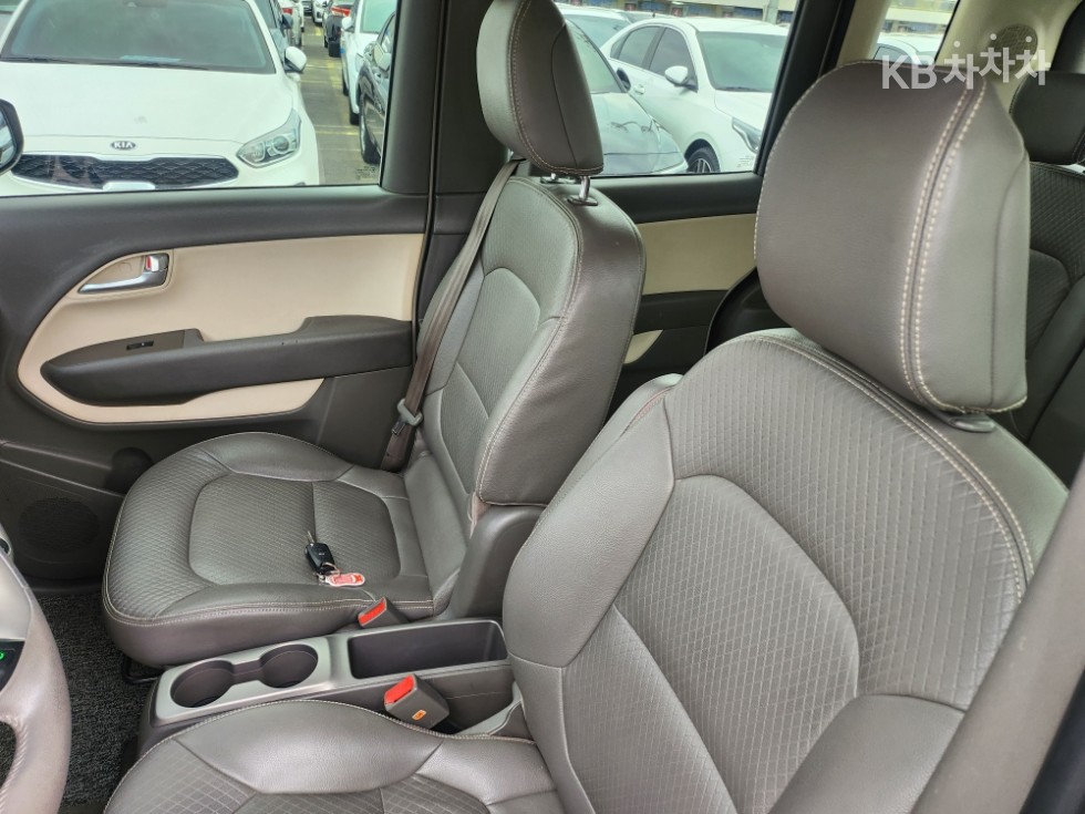 2012 - kia ray