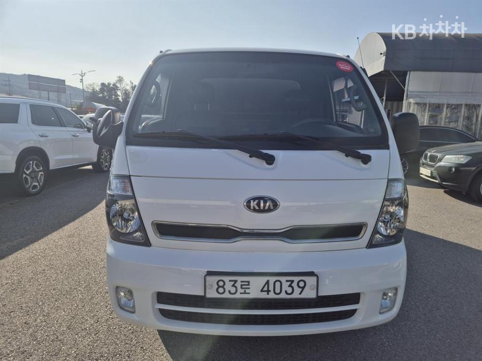 2013 - kia bongo iii