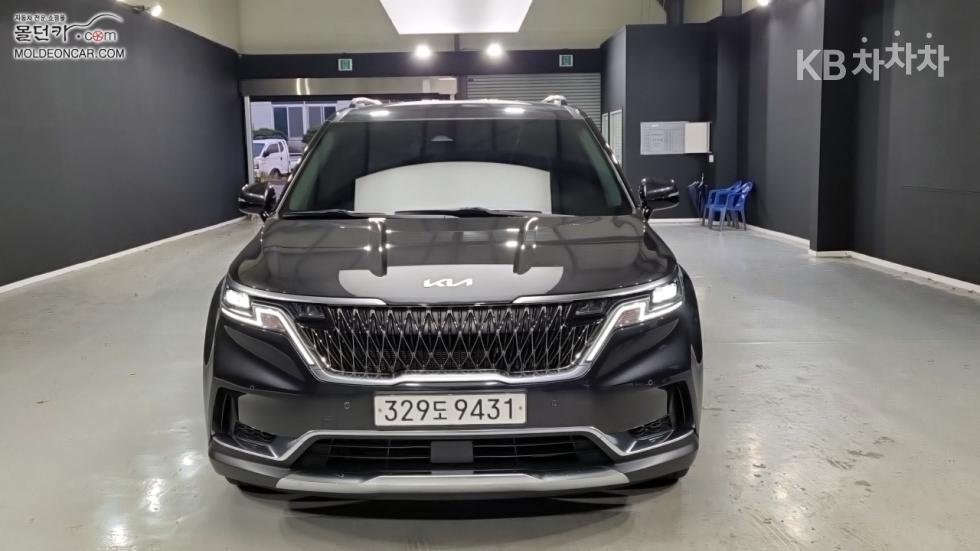 2021 - kia carnival