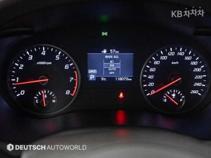 Kia Stinger 2.0 Turbo 2WD Platinum 9