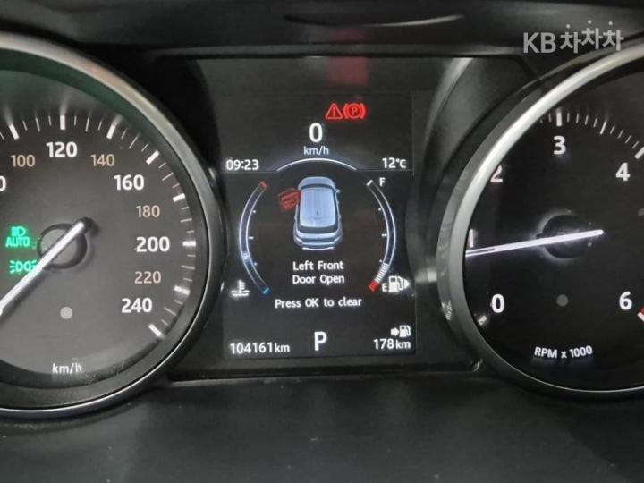 Land Rover Range Rover Evoque 2.0 TD4 HSE Dynamic 7