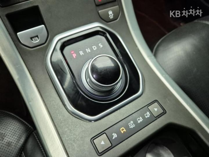 Land Rover Range Rover Evoque 2.0 TD4 HSE Dynamic 9