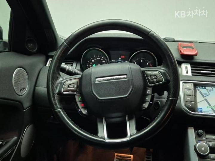 Land Rover Range Rover Evoque 2.0 TD4 HSE Dynamic 10