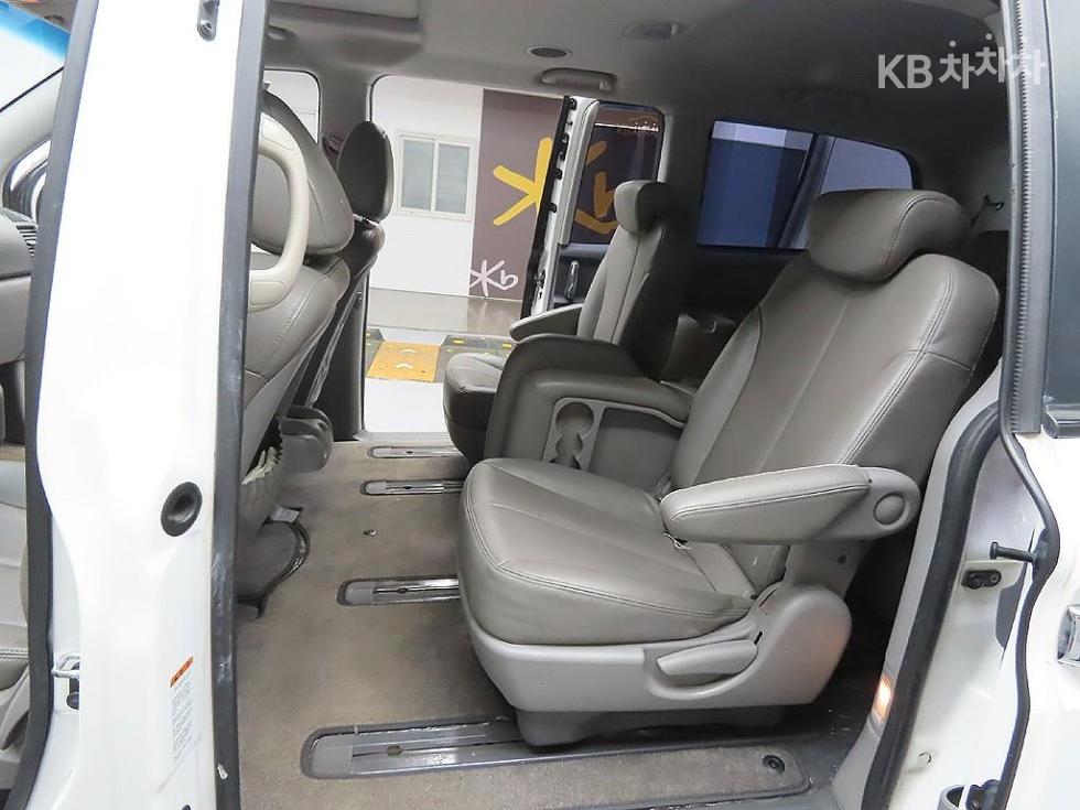 2014 - kia carnival