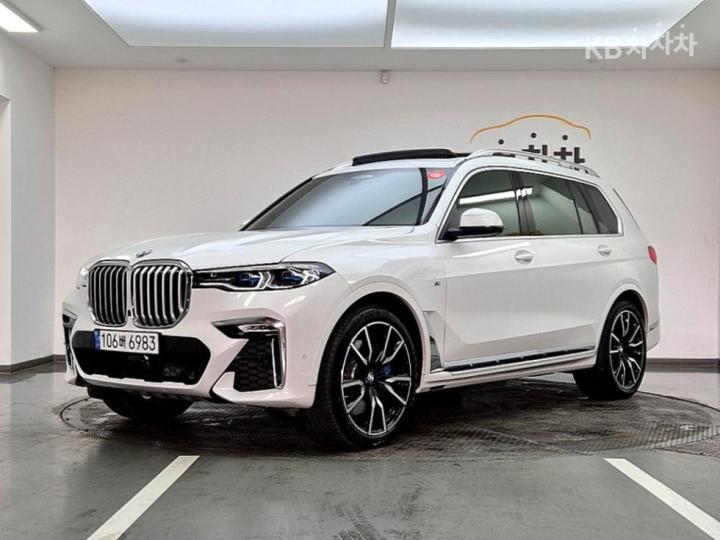 BMW X7 xDrive 40i — foto 1