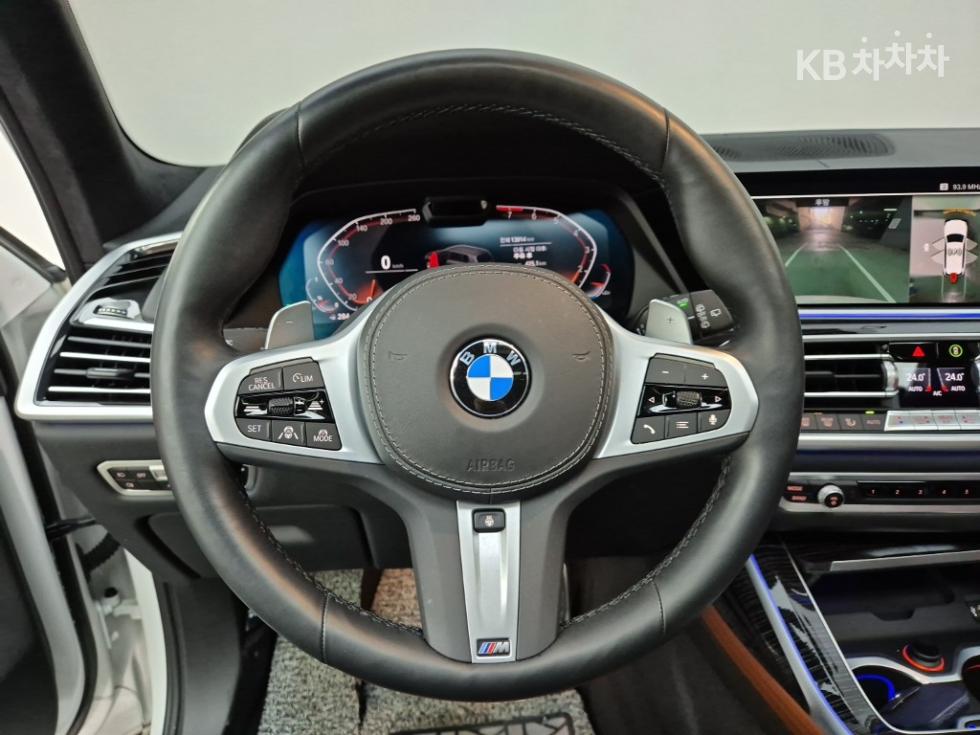 BMW X7 — miniaturë 9