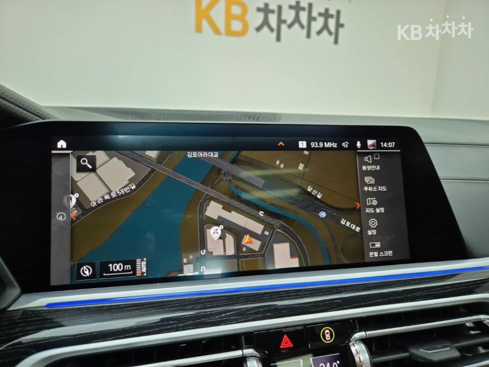 BMW X7 — miniaturë 14