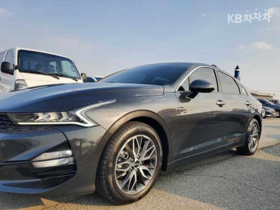 2023 - kia k5