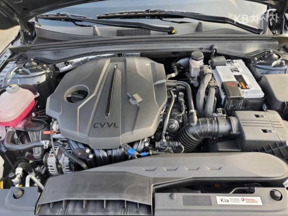 2023 - kia k5