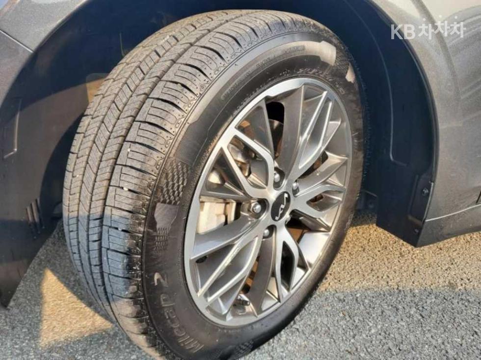 2023 - kia k5