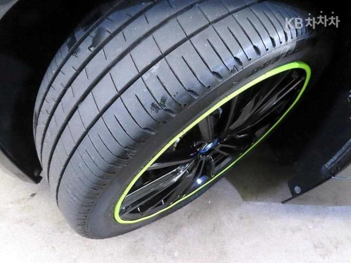 BMW i8 1.5 Roadster Basic - фото 20