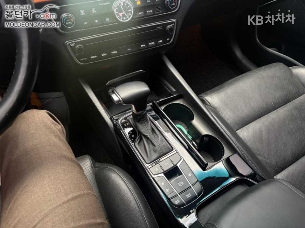 2016 - kia k7