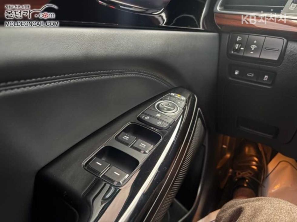 2016 - kia k7
